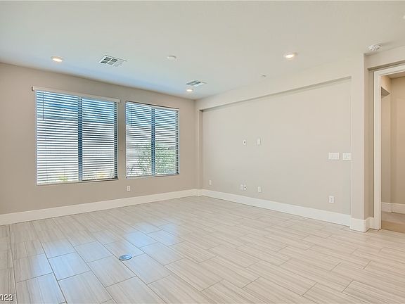 4th image of 9568 Jadeite Ln #159