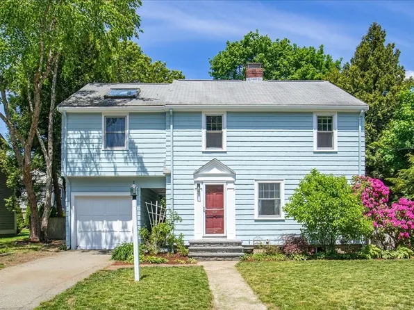 99 Fairway Dr, Newton, MA 02465