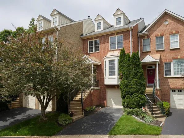 3020 Fallswood Glen Ct, Falls Church, VA 22044