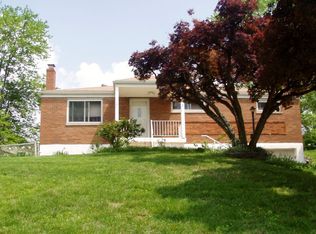 6864 Hearne Rd, Cincinnati, OH 45248