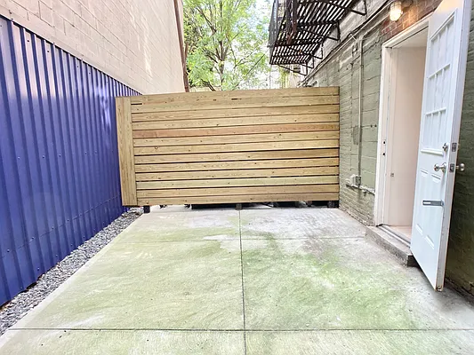 Rented by Corcoran | media 30