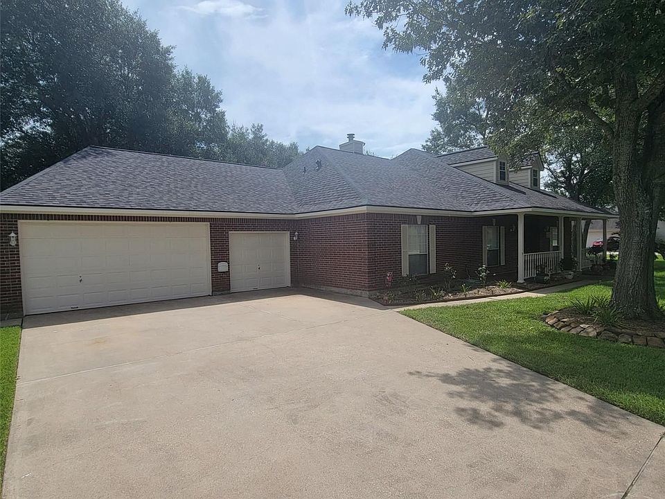 1st image of 12402 Fisher Dr