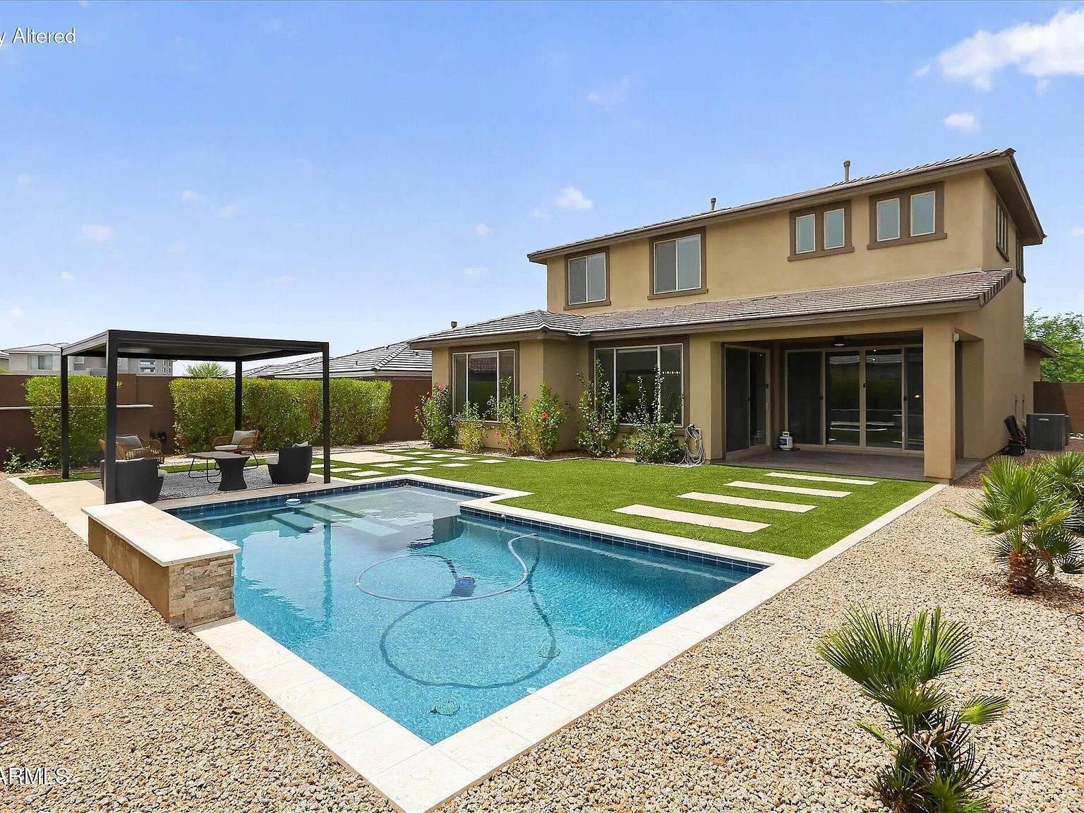 6 bed, 4.5 bath, 3035 sqft, $6,000 — Photo 1