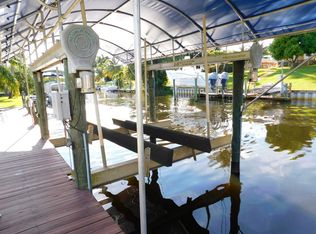 778 SE Seahouse Dr, Port Saint Lucie, FL 34983