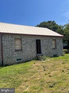 168 Manada Gap Rd, Grantville, PA, 17028
