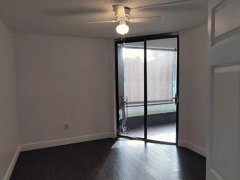 8205 SW 152nd Ave — Photo 12