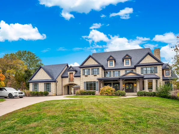 1911 Parkers Mill Rd, Lexington, KY 40504