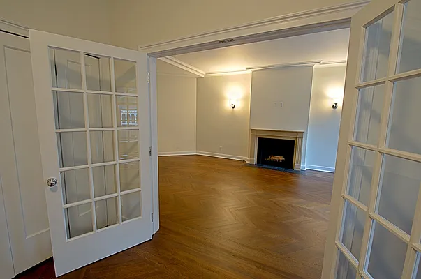 Rented by Stonehenge NYC LLC | media 73