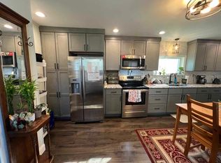 18-20 Emerald Pl #18, Easthampton, MA 01027