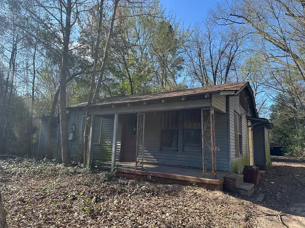 718 Arthur Weaver St, Nacogdoches, TX 75961