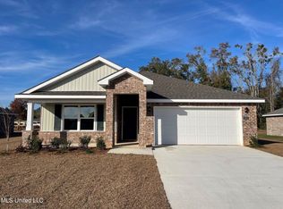 1052 Enclave Cir, Long Beach, MS 39560