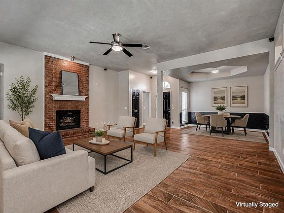 3rd image of 2609 NW 160th St