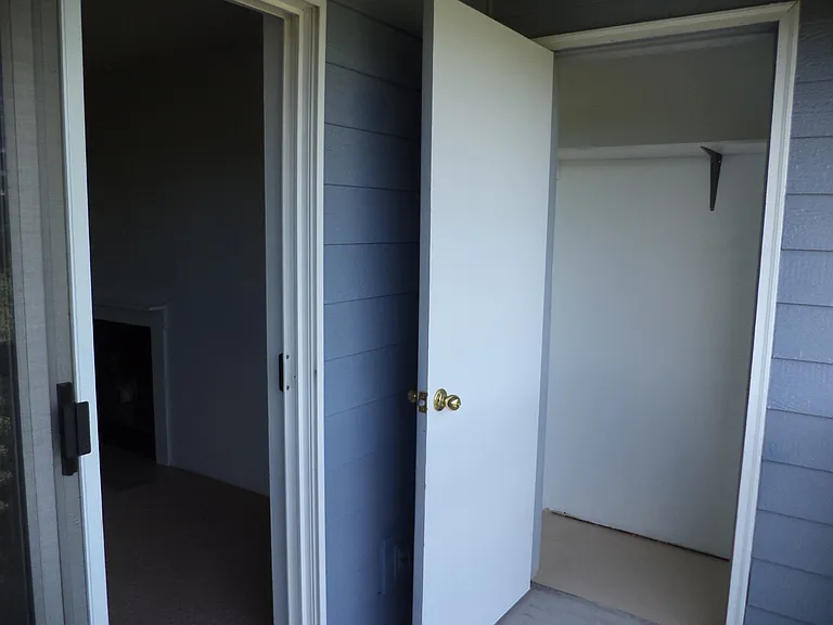 1536 Bloomingdale Ln SW #103 — Photo 16