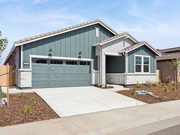 Santa Rosa II Farmhouse WB