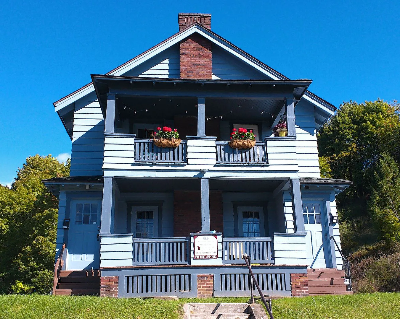 569 Westmoreland Avenue Apt 1 - 3 Bed|1 Bath Apartment in Westcott Neighborhood - 6/1/27 — Photo 2