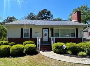 109 E McNeill Dr, Red Springs, NC 28377