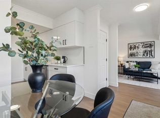 1055 N 72nd Ave NW #21, Calgary, AB T2K5S4