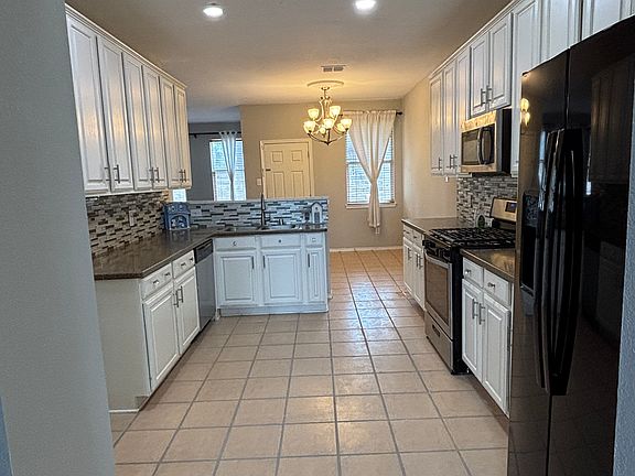 4th image of 10120 Sourwood Dr