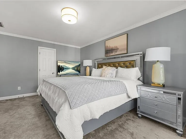 9800 Foxworth Dr — Photo 45