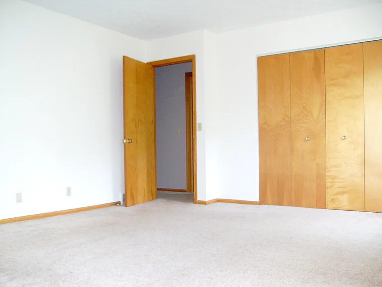 2919 Treeside St NW #B — Photo 8