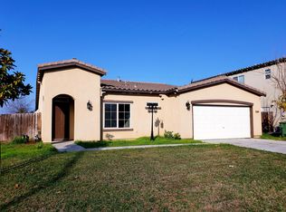 1889 San Antonio Ave, Dinuba, CA 93618