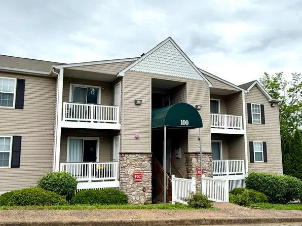 100 Wild Oak Ln, Stafford, VA