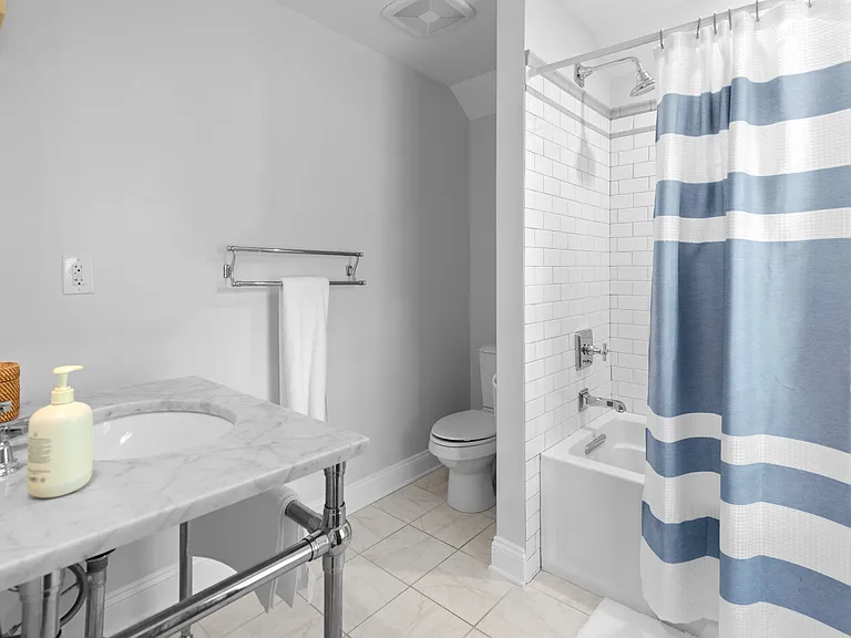 278 Millstone Rd — Photo 35