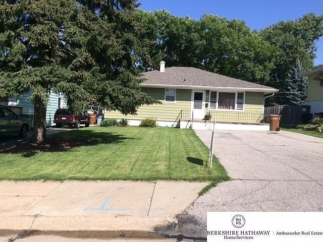 1st image of 3812 Gertrude St