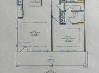 158 W Honeysuckle St, Defuniak Springs, FL 32433