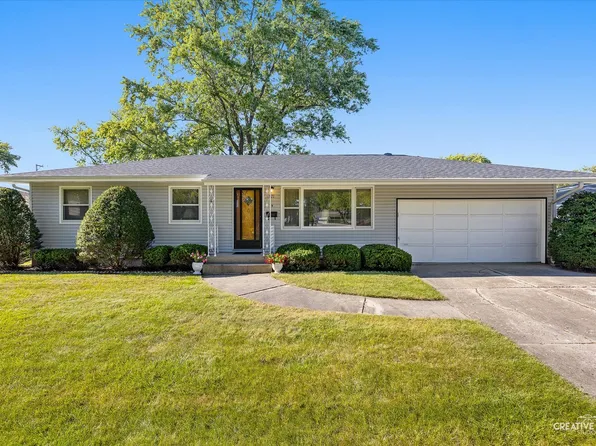 1871 Robert St, Aurora, IL 60506