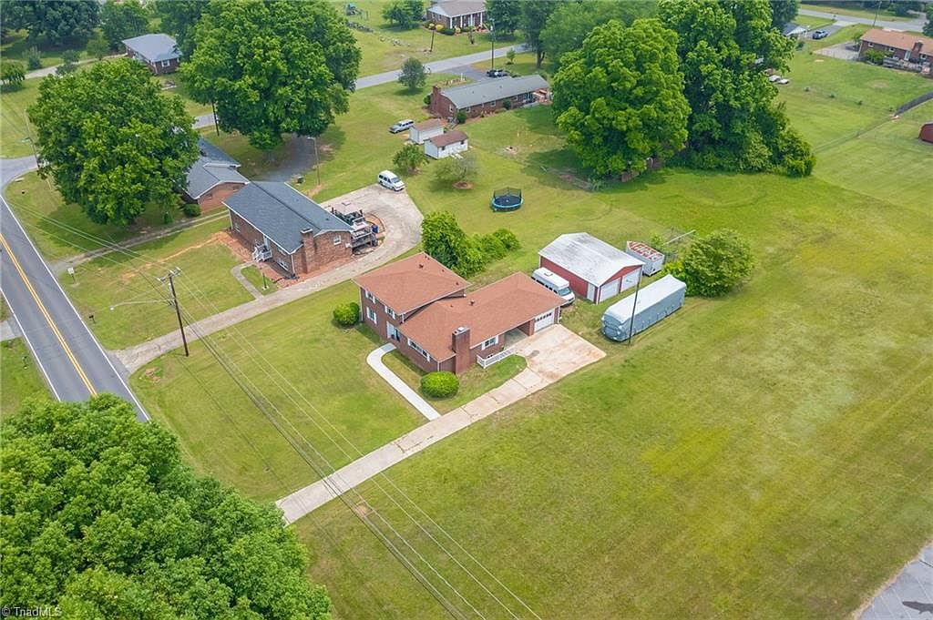 4573 Shattalon Dr, Winston Salem, NC 27106 Zillow