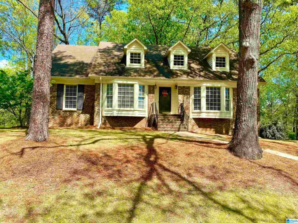 4809 Shady Waters Ln, Birmingham, AL 35243