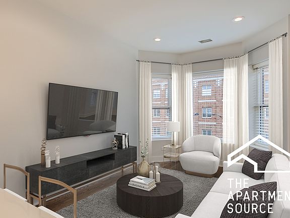 2nd image of 2252 W Morse Ave #G