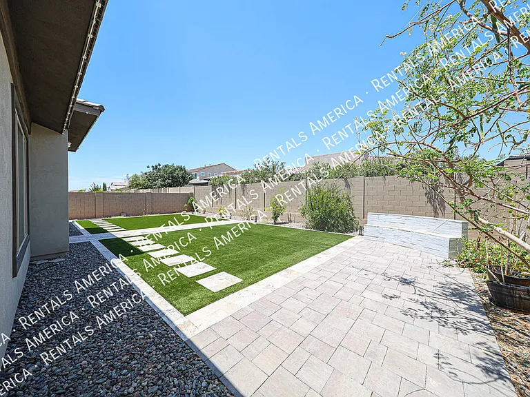 1530 E San Carlos Way — Photo 78
