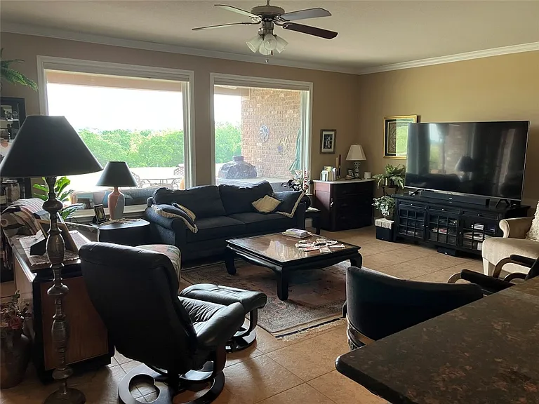 905 Shumard Peak Rd — Photo 4