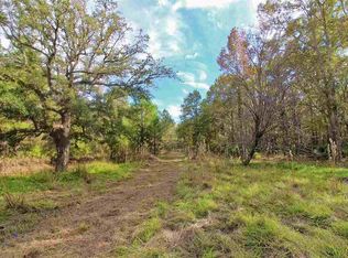 174 Old Magnolia Rd, Crawfordville, FL 32327