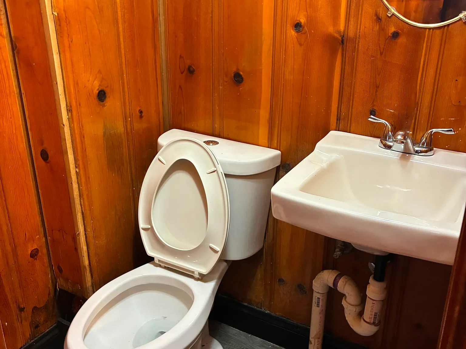 3 bed, 1140 sqft, $2,000 — Photo 4