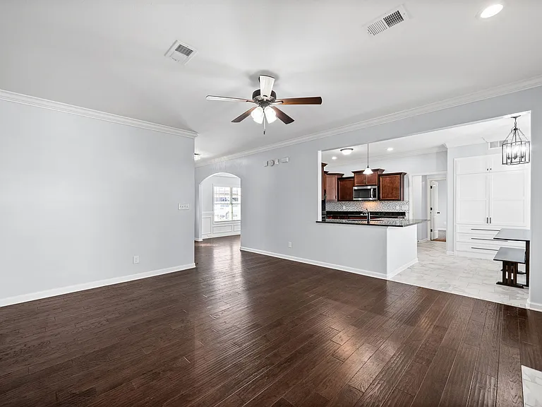 1409 Millet Dr — Photo 10