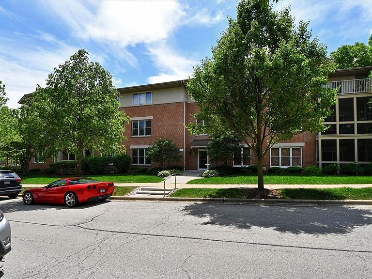 10 Ford St Geneva, IL, 60134 Apartments for Rent Zillow