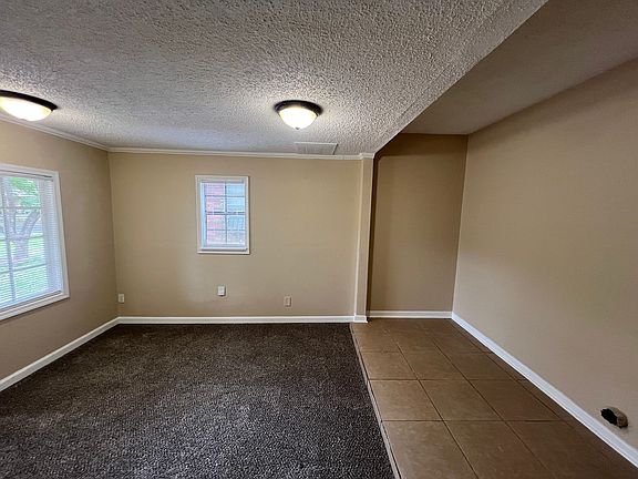 2nd image of 4983 Bryndale Ave