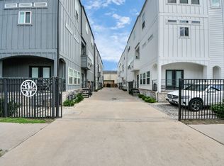 1223 W 16th St #B, Houston, TX 77008