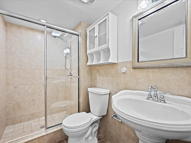 190 Lake Evelyn Dr #190 — Photo 10