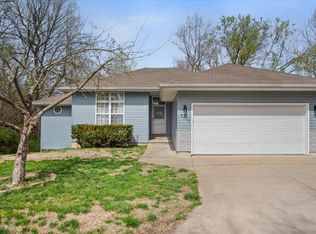 3403 S Elmview Ave, Springfield, MO 65804