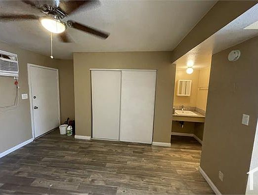 1st image of 2605 Sherwood St APT I