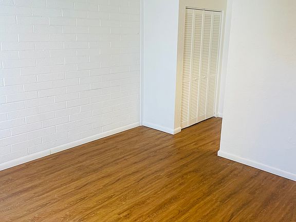 3rd image of 312 S 17th St #B