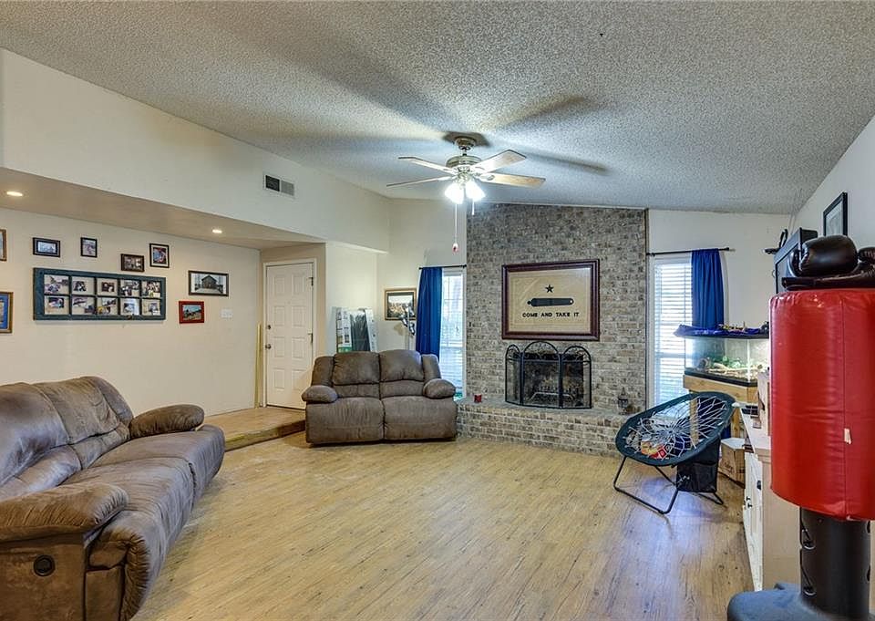 1st image of 3421 Pembroke Pl
