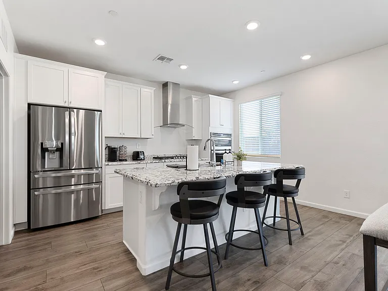 5303 Canter Ln — Photo 23
