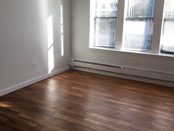 2nd image of 542 N Pine Ave APT 304
