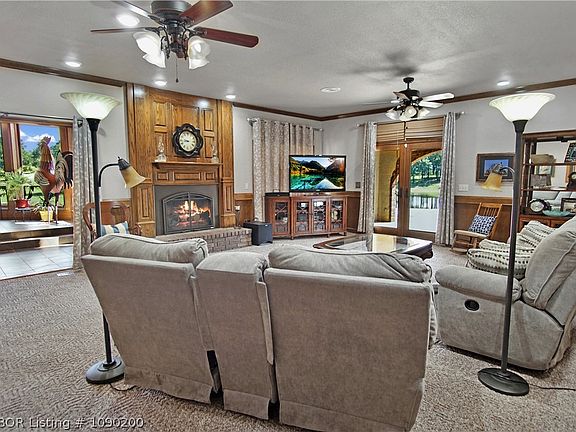4th image of 3901 Brewer Rd
