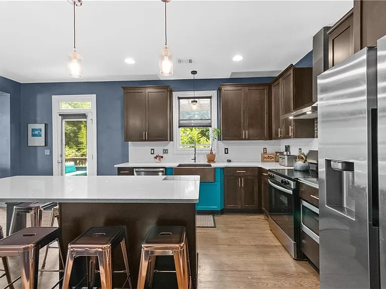 1636 Drew Dr NW — Photo 5